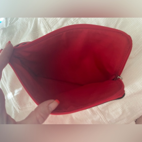 THE COACH STORY NEW YORK ZIPPERED CLUTCH BAG - Picture 6 of 7